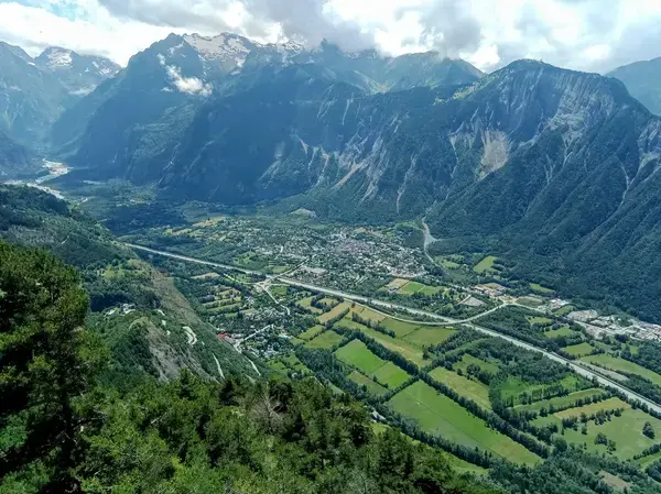 Le Monte-Escalier Installation monte-escalier Le Bourg-d'Oisans Le Monte-Escalier Installation monte-escalier Le Bourg-d'Oisans