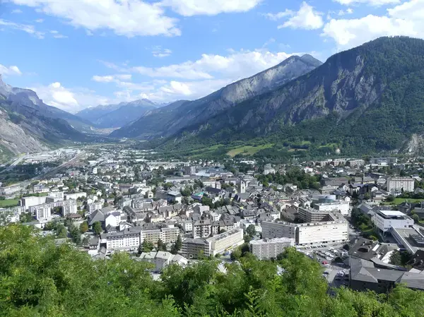 Le Monte-Escalier Installation monte-escalier Saint-Jean-de-Maurienne Le Monte-Escalier Installation monte-escalier Saint-Jean-de-Maurienne